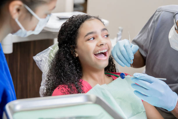 Best Emergency Wisdom Tooth Extraction in Gman, IL